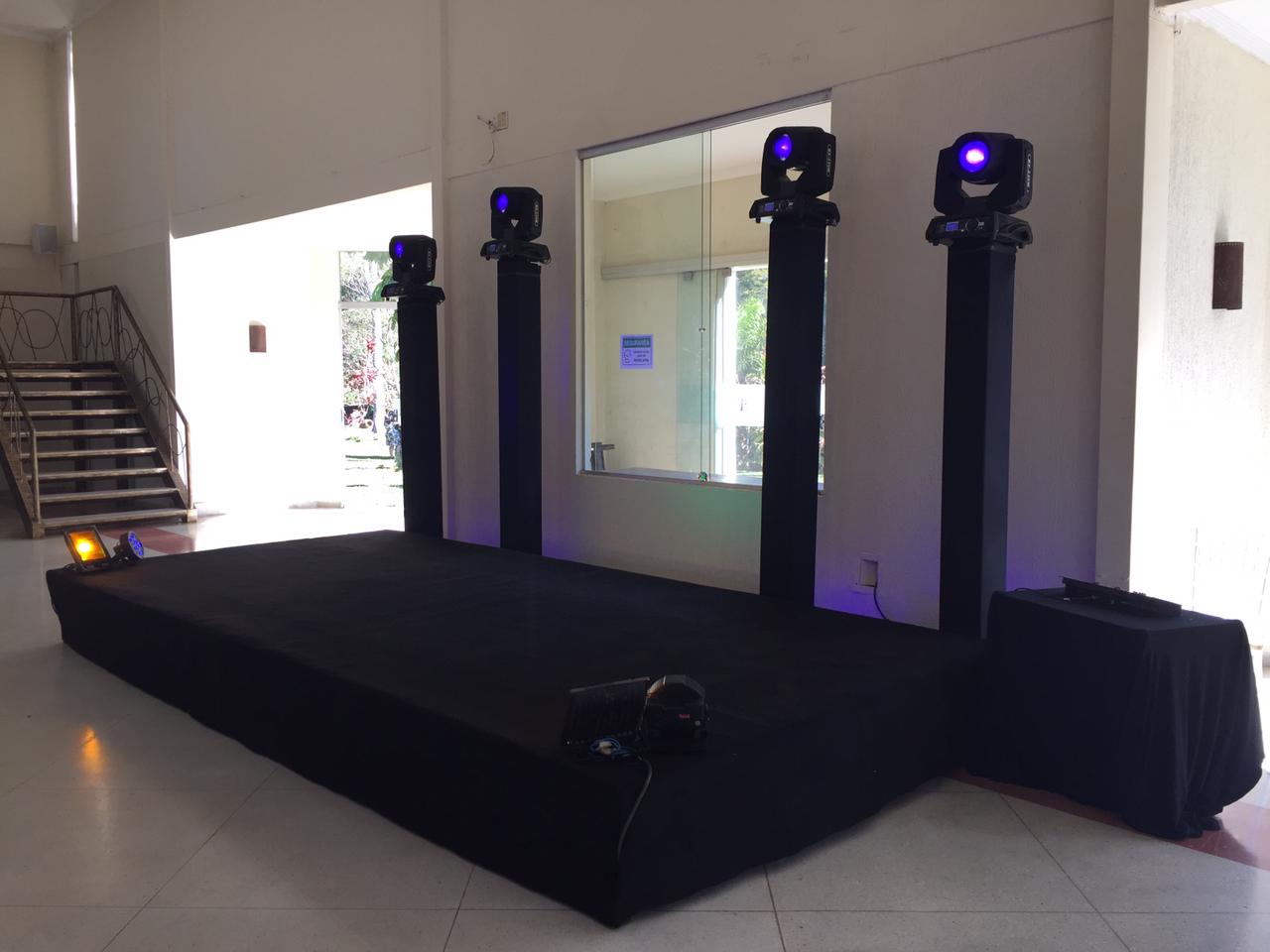 DJ, SONORIZAÇÃO, ILUMINAÇÃO E ESTRUTURA PARA FESTAS E EVENTOS