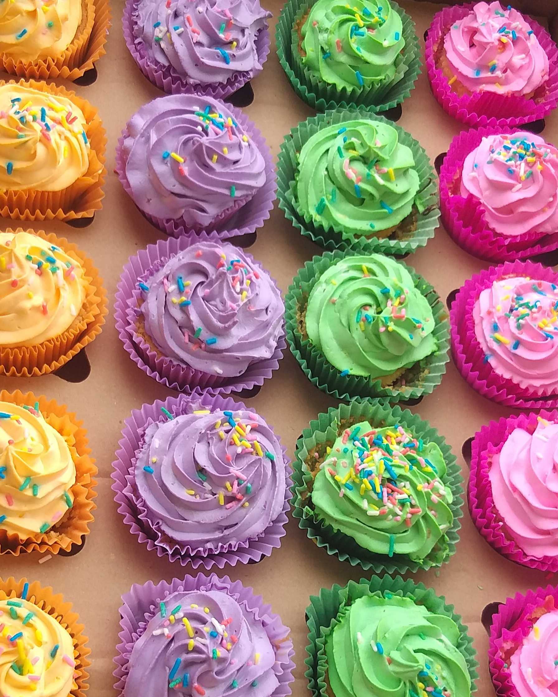 Bem casado, Cupcake, maçã do amor e algodão doce