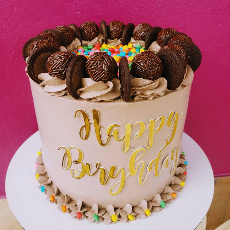 Bolos confeitados da nega