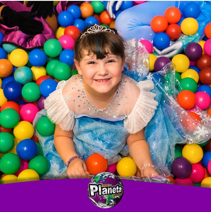 Buffet planeta kids