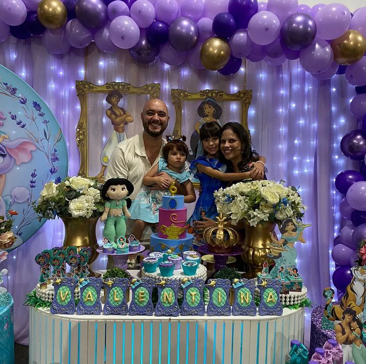 Buffet mundo mágico festas