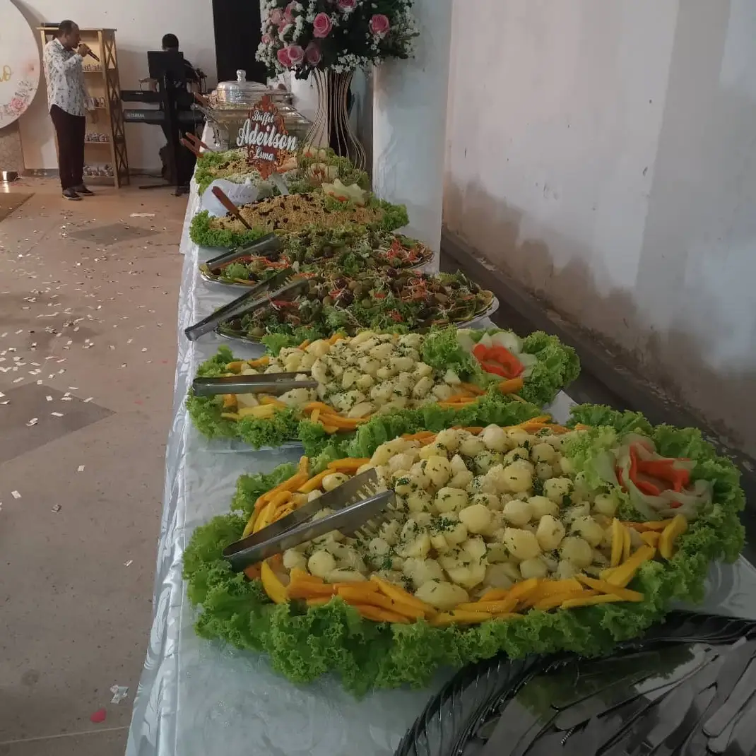 Buffet adeilson