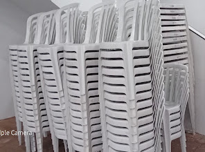 Pf vanzela mesa cadeiras e brinquedos