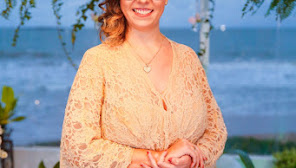 Liandra Zanette celebrante cerimonialista