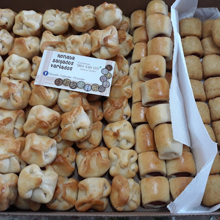 Renata Salgados Variados