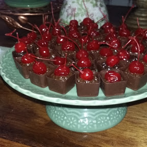 Tom Doces e Salgados