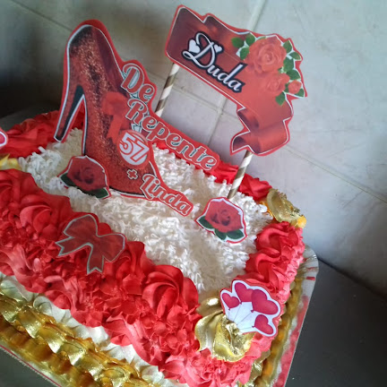 Juliane Bolos e Salgados