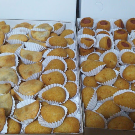 Salgados Vivi amo doces e salgados