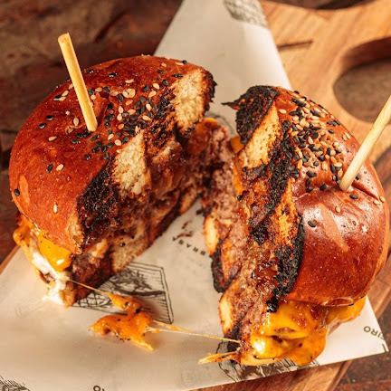 Parrileiro churrasco