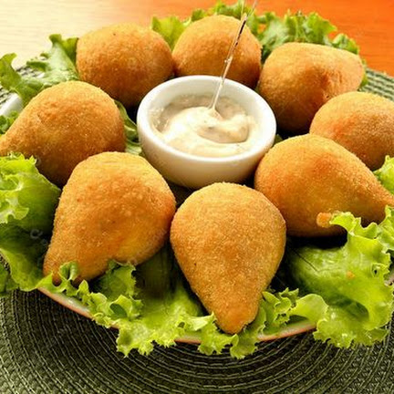 Kit Festa Bolo Doces e Salgados