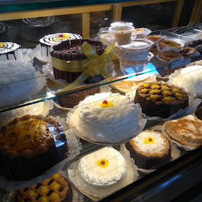 Charlotte Doces & Salgados