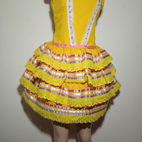 Lúcia Helena aluguel de fantasias