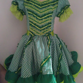 Lúcia Helena aluguel de fantasias