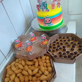 Salgadinhos, Doces e Travessuras