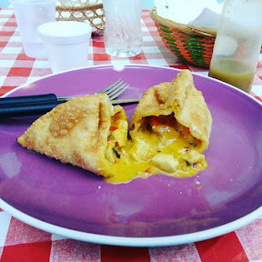 SALTENHAS E PASTÉIS