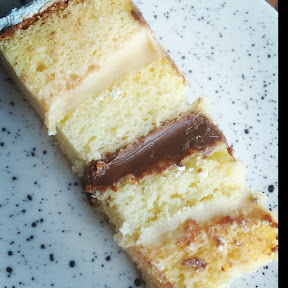 Cati Bolos ️ Amor em Pedaços