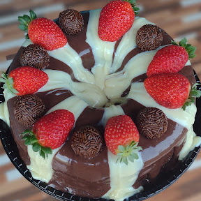 Cati Bolos ️ Amor em Pedaços