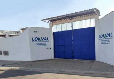 90469806-b670-493d-9002-df692b87beac