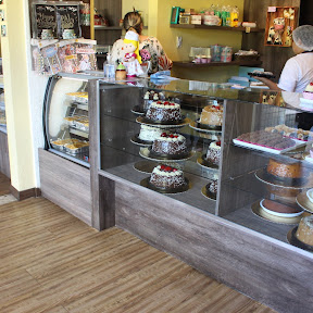 Tia Lelê Bolos Caseiros – Adrianópolis