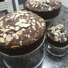 Bolos Brigadeiros e Cia