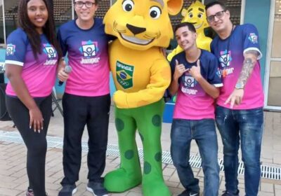 fd87ae33-cc2c-467b-a937-76c6e0cb281f