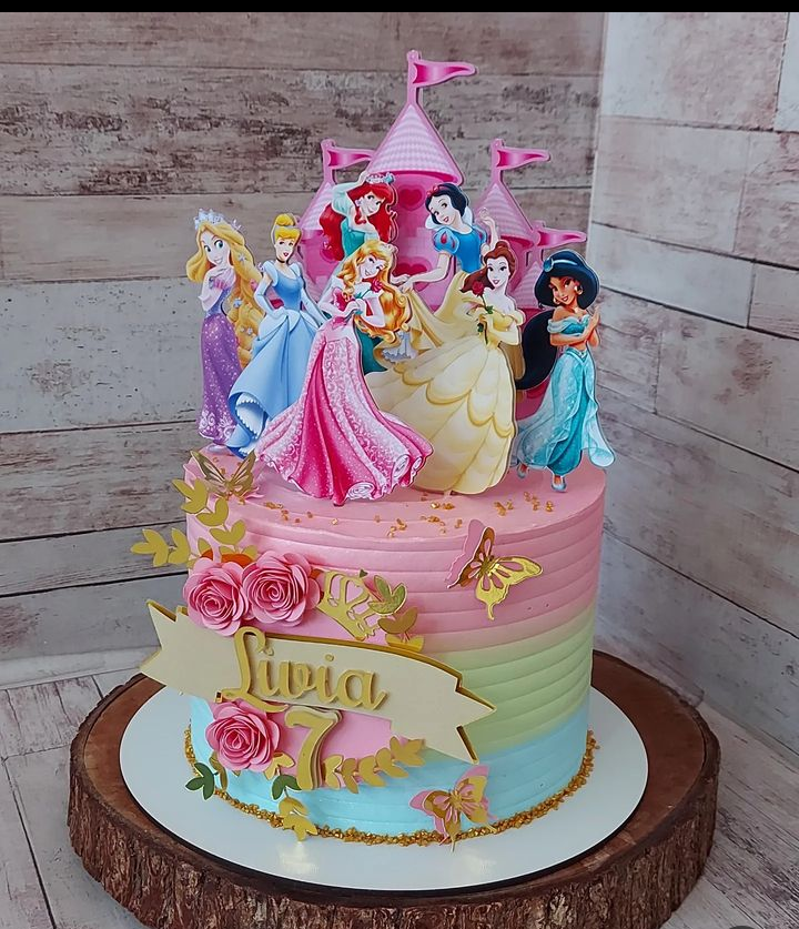 Elaine bolos e doces