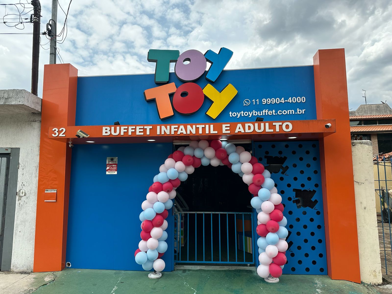 Toy Toy Buffet Infantil e Adulto