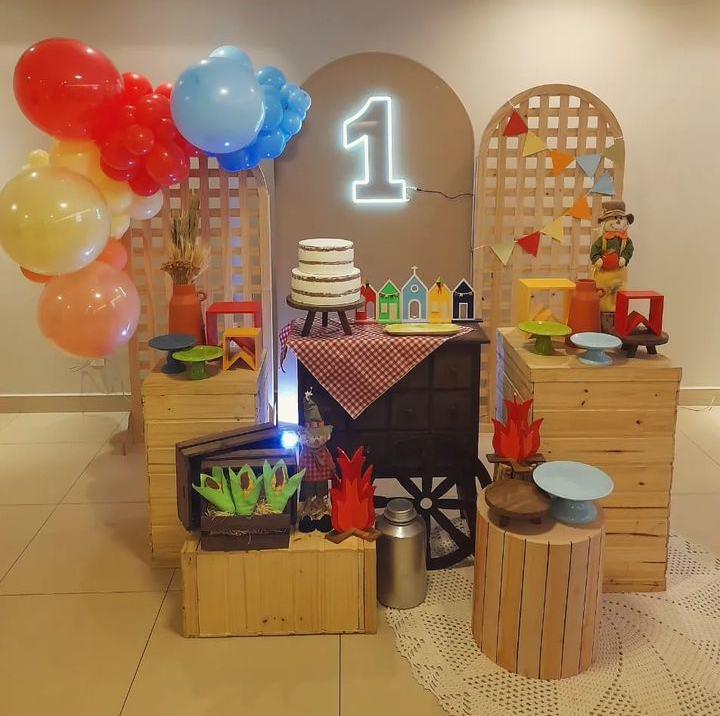 João e Maria Locações