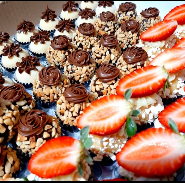 luhmimus bolo personalizado