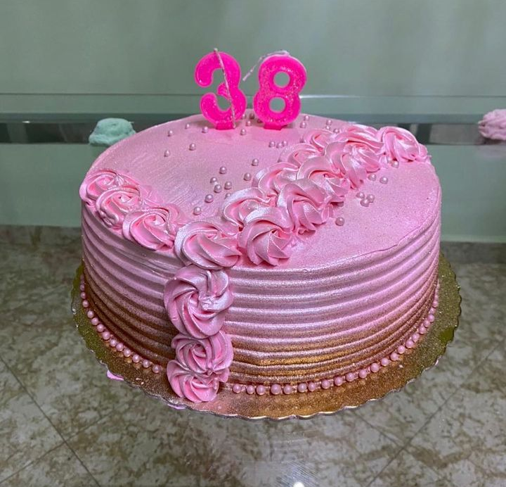 bolos decorados laine