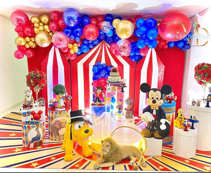 Vinícius damasceno festas