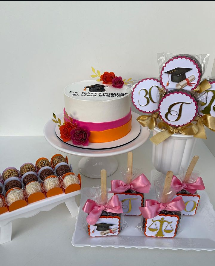 elisangela Assis bolos decorados