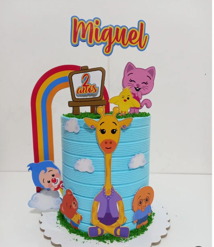 thialy ferreira cakes