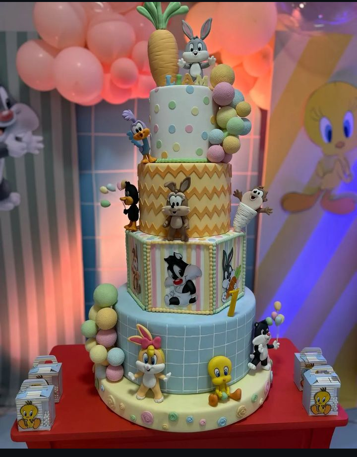 cantinho magico bolo cenográfico