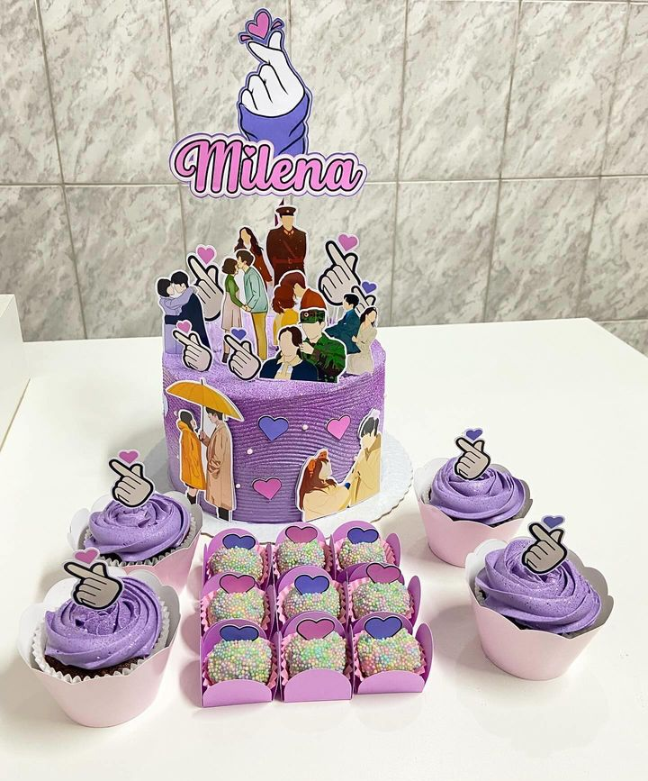 Menina do bolo perus