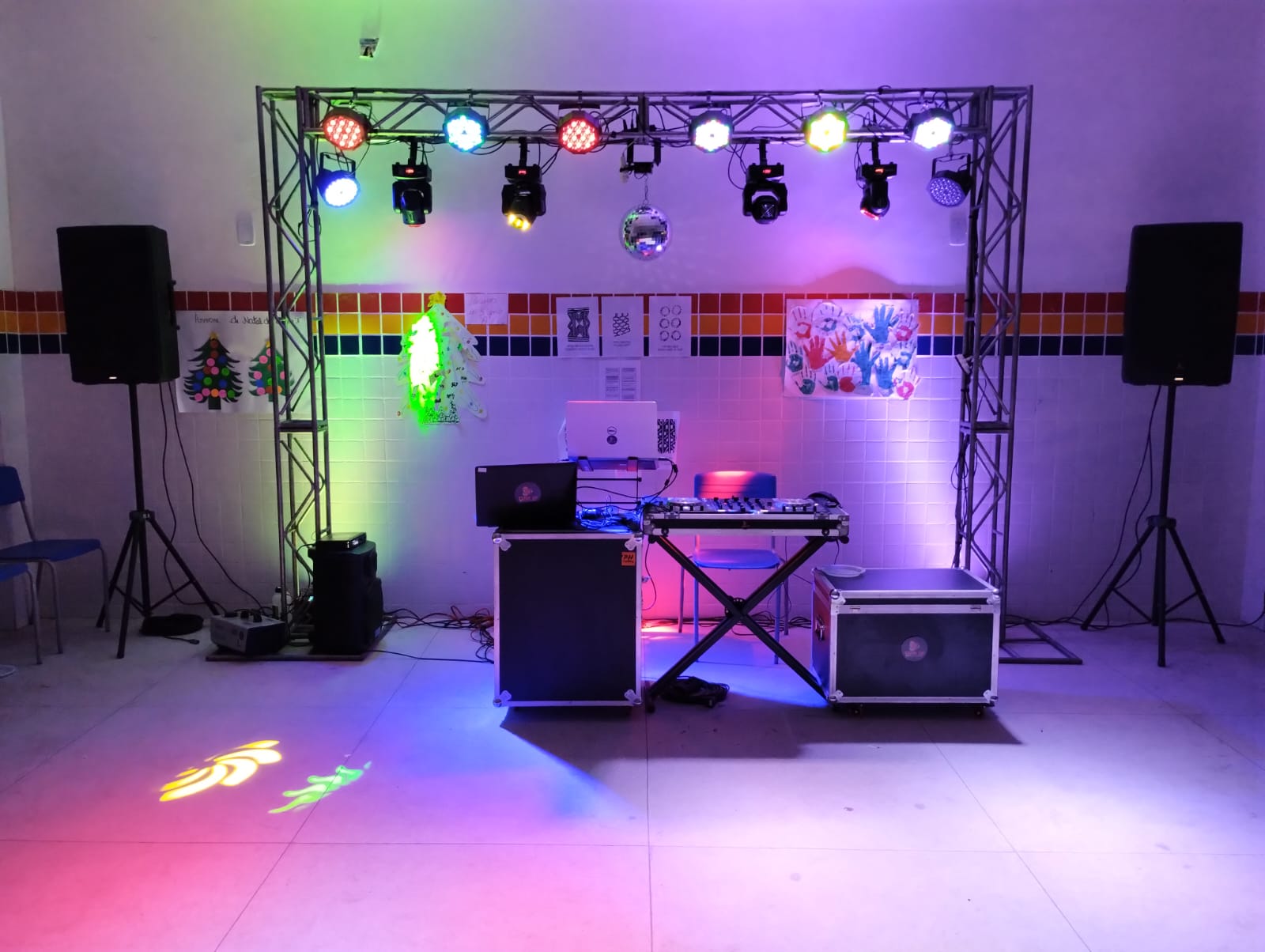 Turn Up – Som, Iluminação