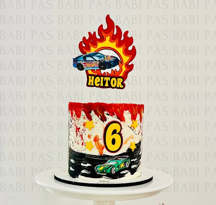 Babi pas bolos e doces