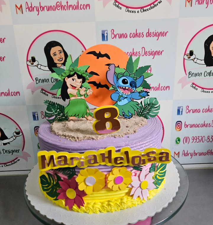 Bruna cakes designer