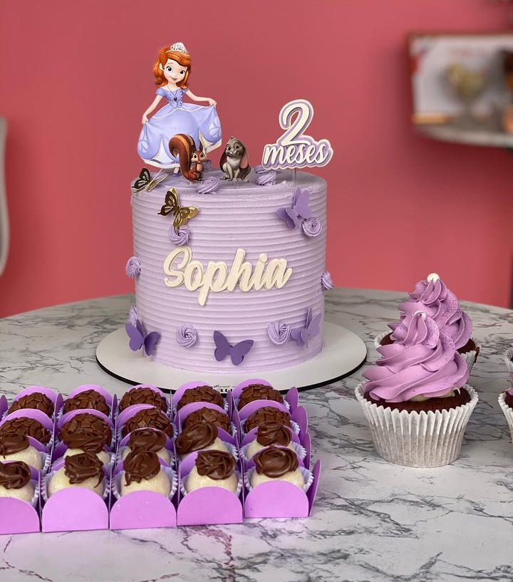 laura oliveira confeitaria